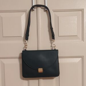 Elegant Black Shoulder Bag
